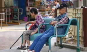 Người già Hong Kong cô độc