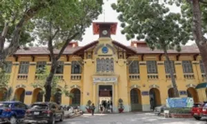 Trường đại học duy nhất có kiến trúc trăm tuổi ở TP HCM