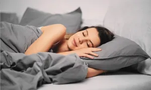 Giáo sư Harvard chỉ ra sai lầm phổ biến về giấc ngủ