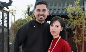 Cô gái bỏ việc ngân hàng vì tình yêu với chàng trai Ấn Độ